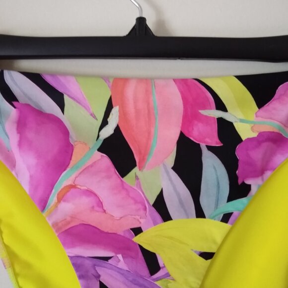 HURLEY MULTICOLOR BIKINI SET. NWT - Picture 5 of 9